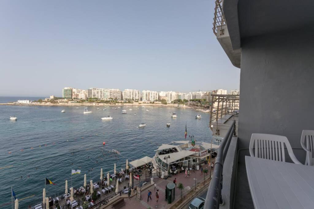 St Julians' Sea Front, Spectacular View, Apartment Saint Julian's Bagian luar foto