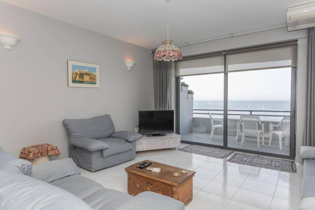 St Julians' Sea Front, Spectacular View, Apartment Saint Julian's Bagian luar foto