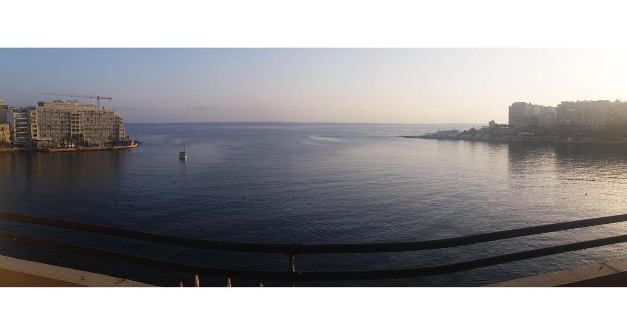 St Julians' Sea Front, Spectacular View, Apartment Saint Julian's Bagian luar foto